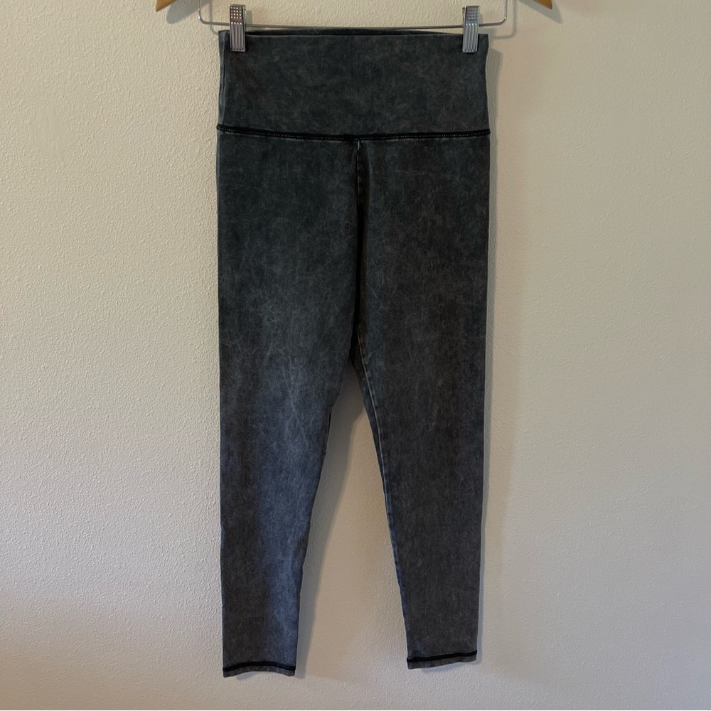 Aerie Chill Play Move Pocket Marbled Gray High Rise 7/8 Legging. Size Medium